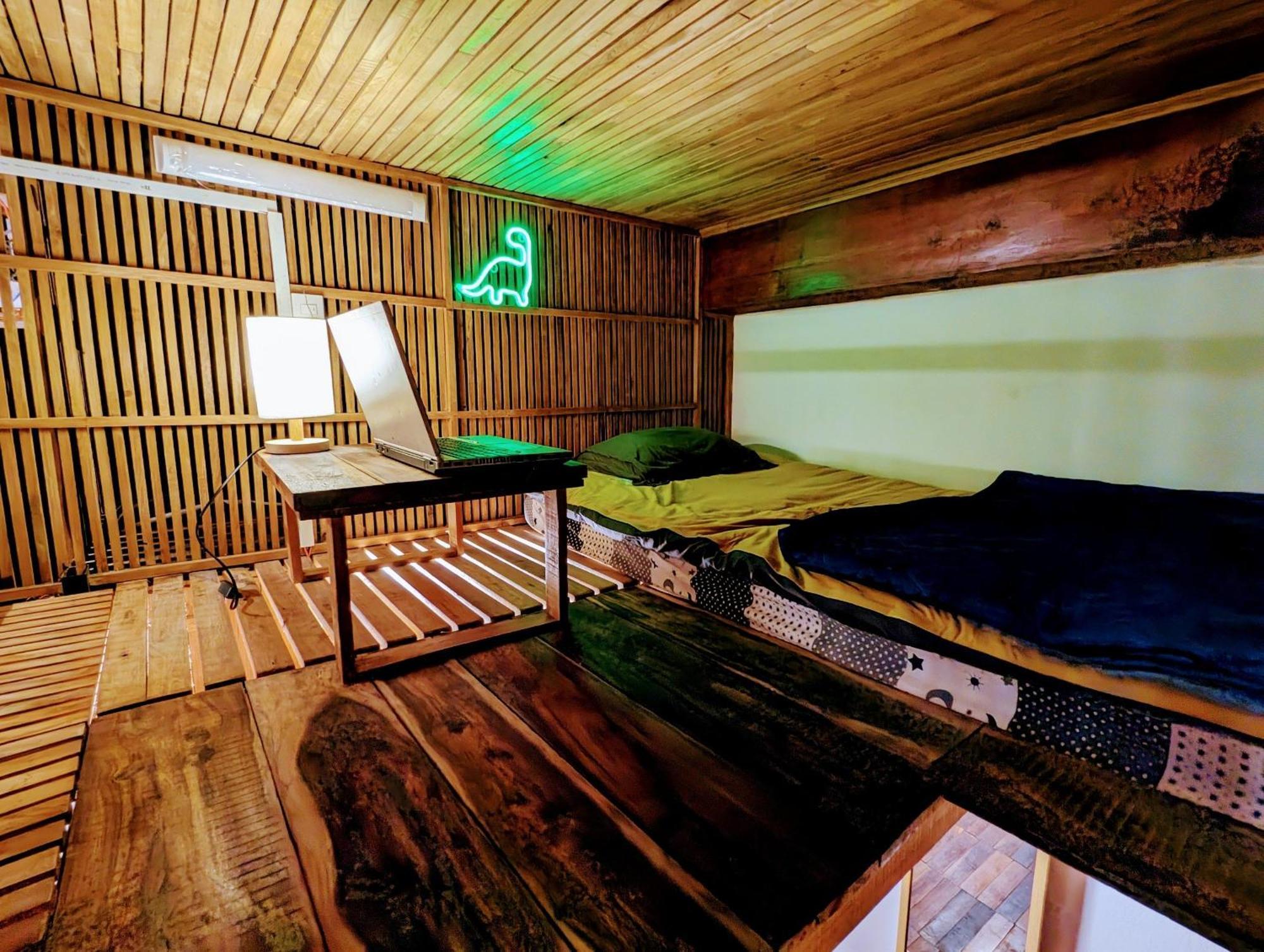 The Gk House: Eco-friendly Central With Rooftop Views Hotel cápsula